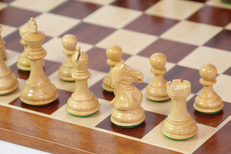 Queens Gambit Acacia Pieces 15.75" Mahogany Chessboard & Box - Official Staunton™ 