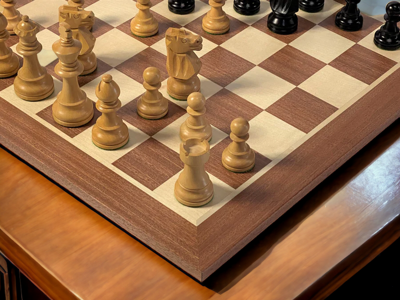 Compact British Black Mahogany Chess Set & Mahogany Box - Official Staunton™ 